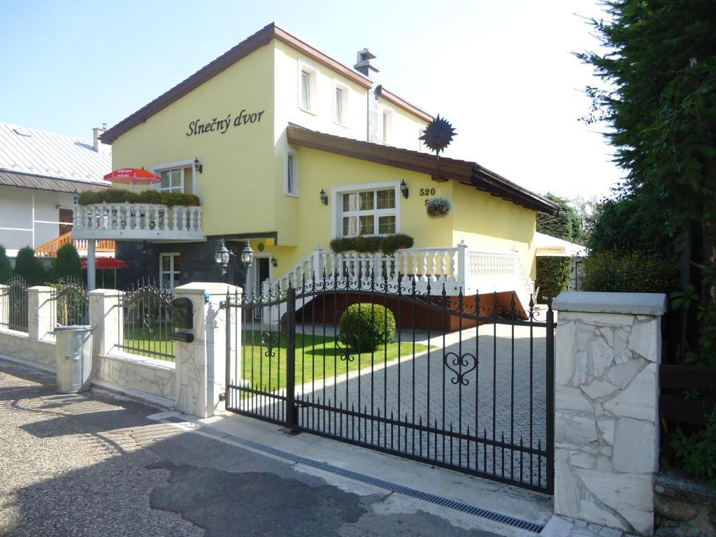 Slnecny Dvor Apartment Vel'ka Lomnica Exterior photo
